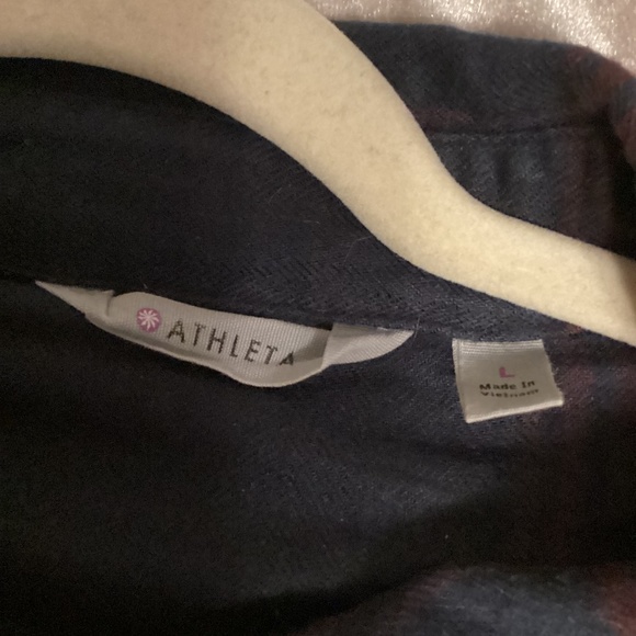 Athleta Plaid blouse  Sz L - Picture 5 of 8